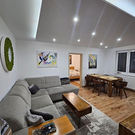 Apartman U Petra บันสกา ชีอาว์นีซา ภายนอก รูปภาพ